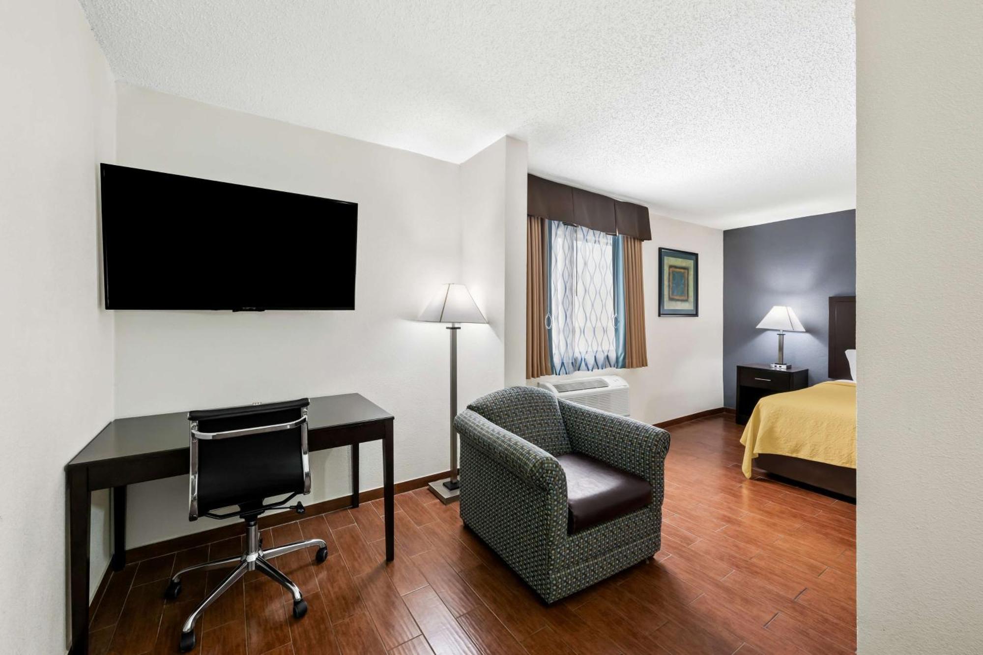 Surestay Plus Hotel By Best Western Lubbock Medical Center Zewnętrze zdjęcie