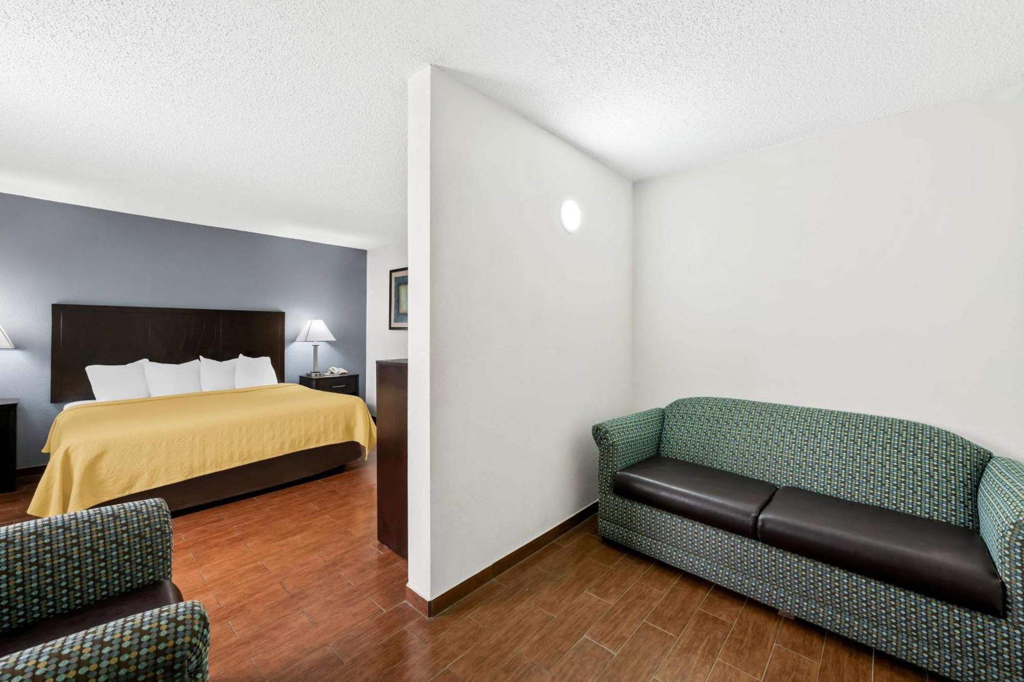 Surestay Plus Hotel By Best Western Lubbock Medical Center Zewnętrze zdjęcie